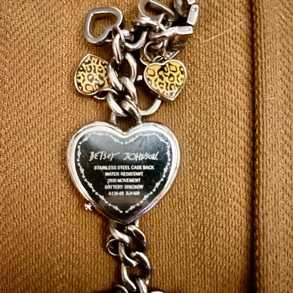 Betsey Johnson Silver Heart Charm Bracelet - Picture 10 of 10